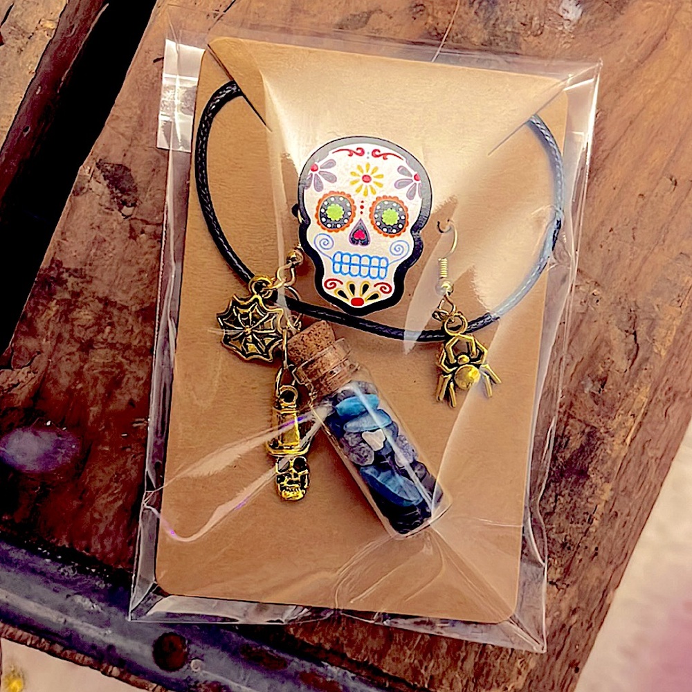 🩵 Blue Apatite & Black Onyx 🖤 Crystal Vile 💀 🕸 SET 🕷️ Halloween Skull